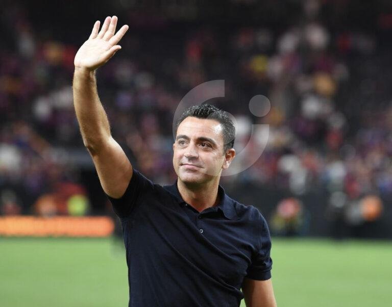Destituyen a Xavi como entrenador del FC Barcelona
