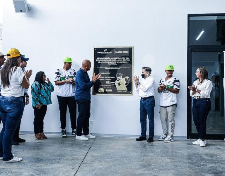 Inauguran Estadio Mariano Rivera en La Chorrera